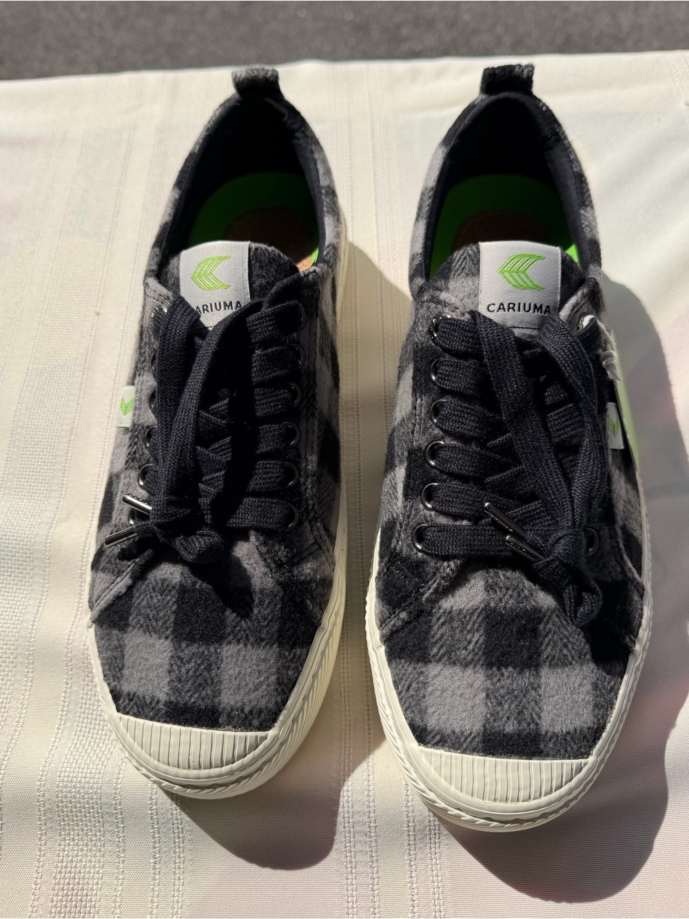 CARIUMA OCA Low Black Gray Plaid Sneakers Men 9 Women 10.5 NWT Sustainable